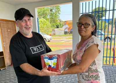 Campanha da Rádio Cultura arrecada mais de 800 litros de leite para entidades assistenciais