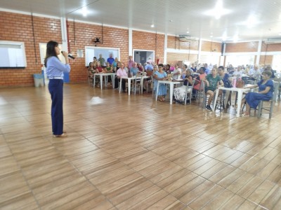 Judith Sendtko prestigia início das atividades de dois Clubes da Terceira Idade em Palotina