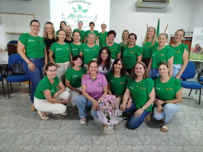 Prefeita em exercício Judith Sendtko participa de reunião do Grupo Mulheres do Agro em Palotina