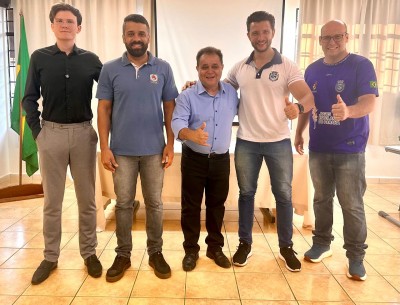 Deputado Batatinha visita Palotina e anuncia recursos para colégio Santo Agostinho 
