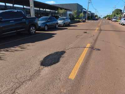 Secretaria de Transportes e Obras Públicas intensifica operação tapa-buracos no interior e na cidade