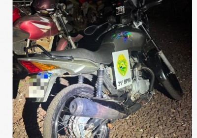 Motocicleta é apreendida pela PM durante abordagem em Palotina