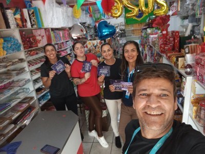 Blitz do Agosto Lilás leva informação ao comércio de Palotina