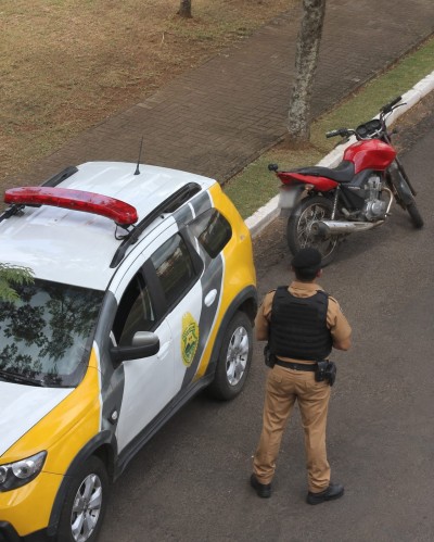 Motociclista sem CNH tem motocicleta recolhida durante abordagem em Palotina