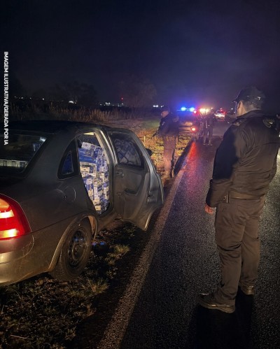 BPFron e Polícia Federal apreendem 1.250 pacotes de cigarros na BR-277