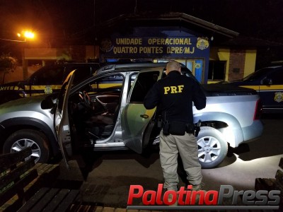 EQUIPE PRF RECUPERA VEÍCULO ROUBADO DURANTE ATENDIMENTO DE ACIDENTE.