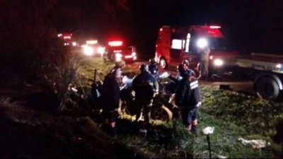 Polícia investiga se racha provocou morte de família na BR 369