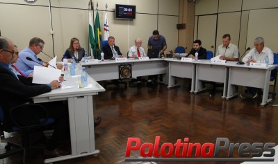 Sessão Ordinária - Câmara de Palotina cria lei para impedir inauguração de obras inacabadas