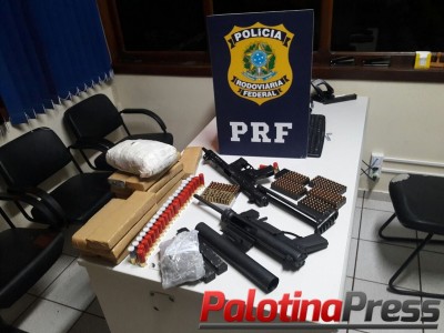 PRF apreendeu 307 kg de maconha e duas submetralhadoras de calibre restrito em Marechal Cândido Rondon